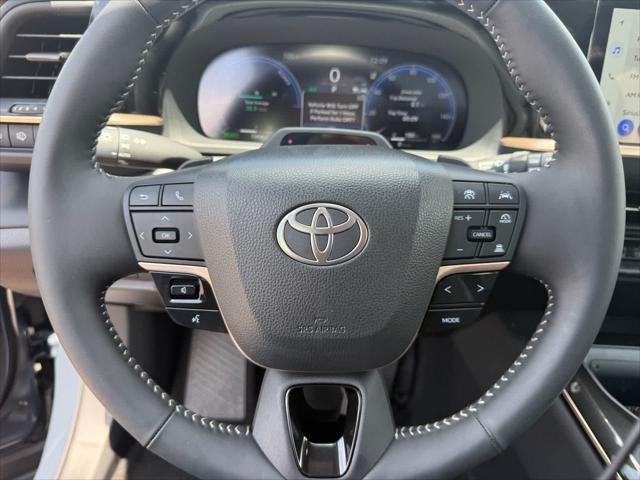 Toyota Crown Signia Limited 2025