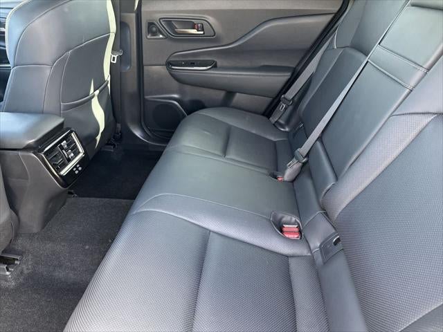 Toyota Crown Signia Limited 2025