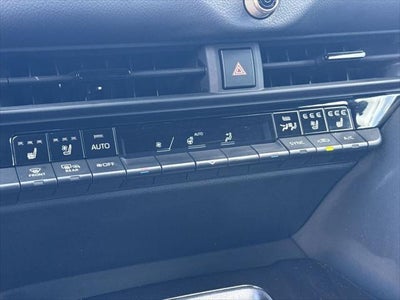 Toyota Crown Signia Limited 2025