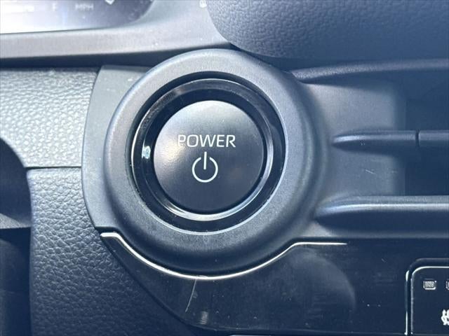 Toyota Crown Signia Limited 2025