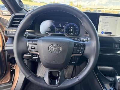 Toyota Crown Signia Limited 2025