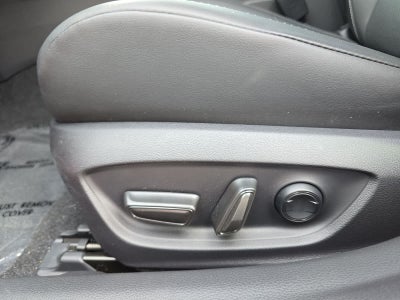 Toyota Prius Limited 2025