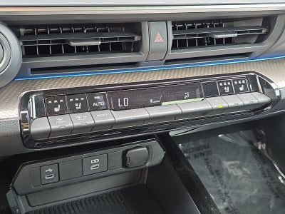 Toyota Prius Limited 2025