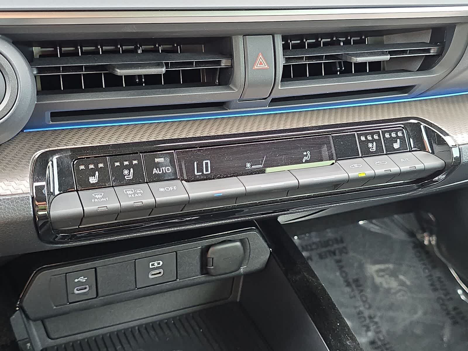 Toyota Prius Limited 2025