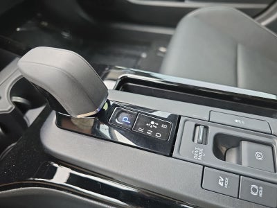 Toyota Prius Limited 2025