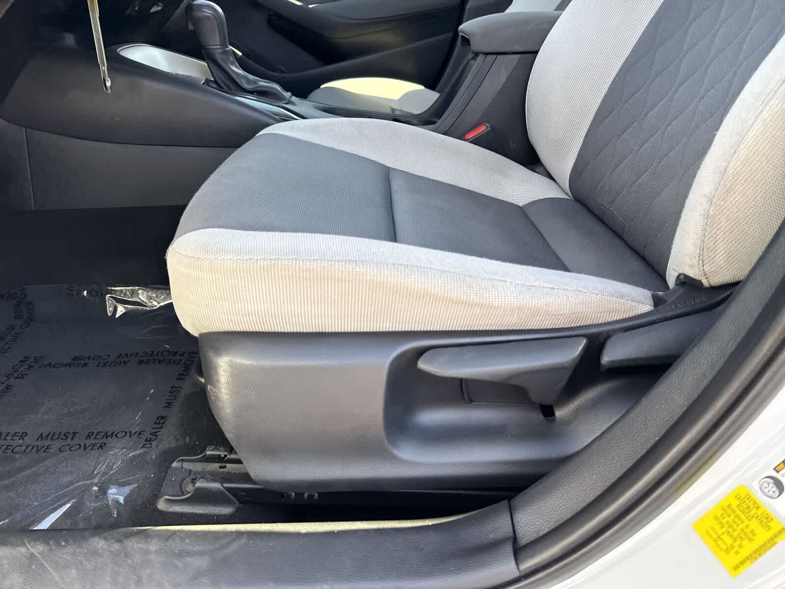 Toyota Corolla Hybrid LE 2024