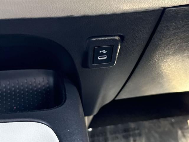 Toyota Corolla Hybrid LE 2024