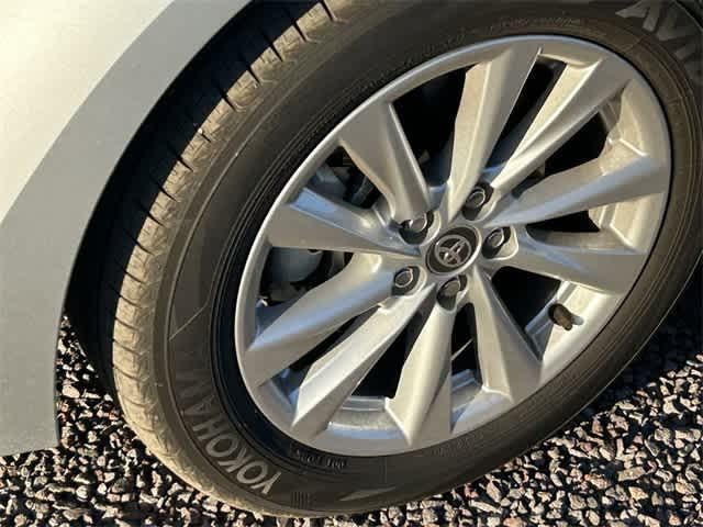 Toyota Corolla Hybrid LE 2024