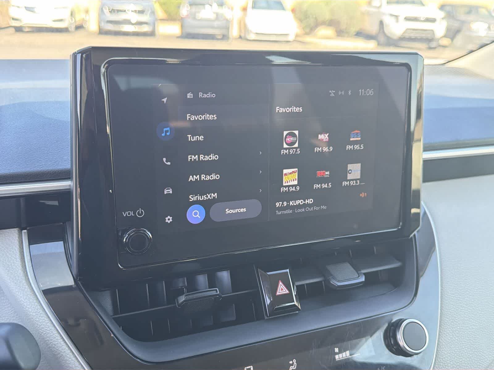 Toyota Corolla Hybrid LE 2024