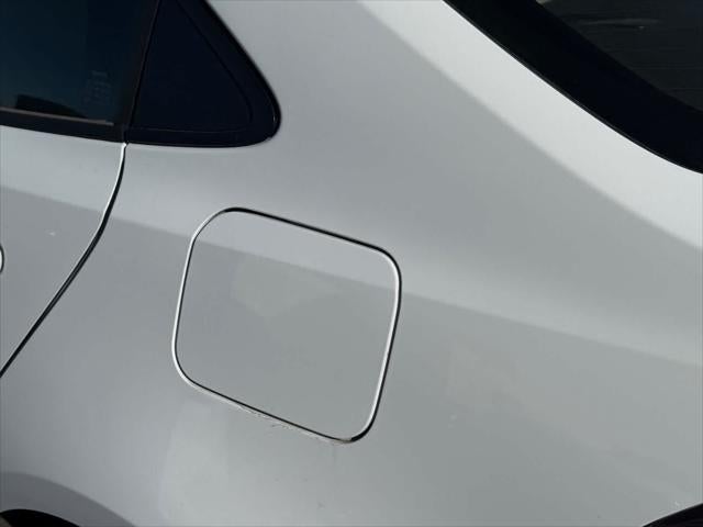 Toyota Corolla Hybrid LE 2024