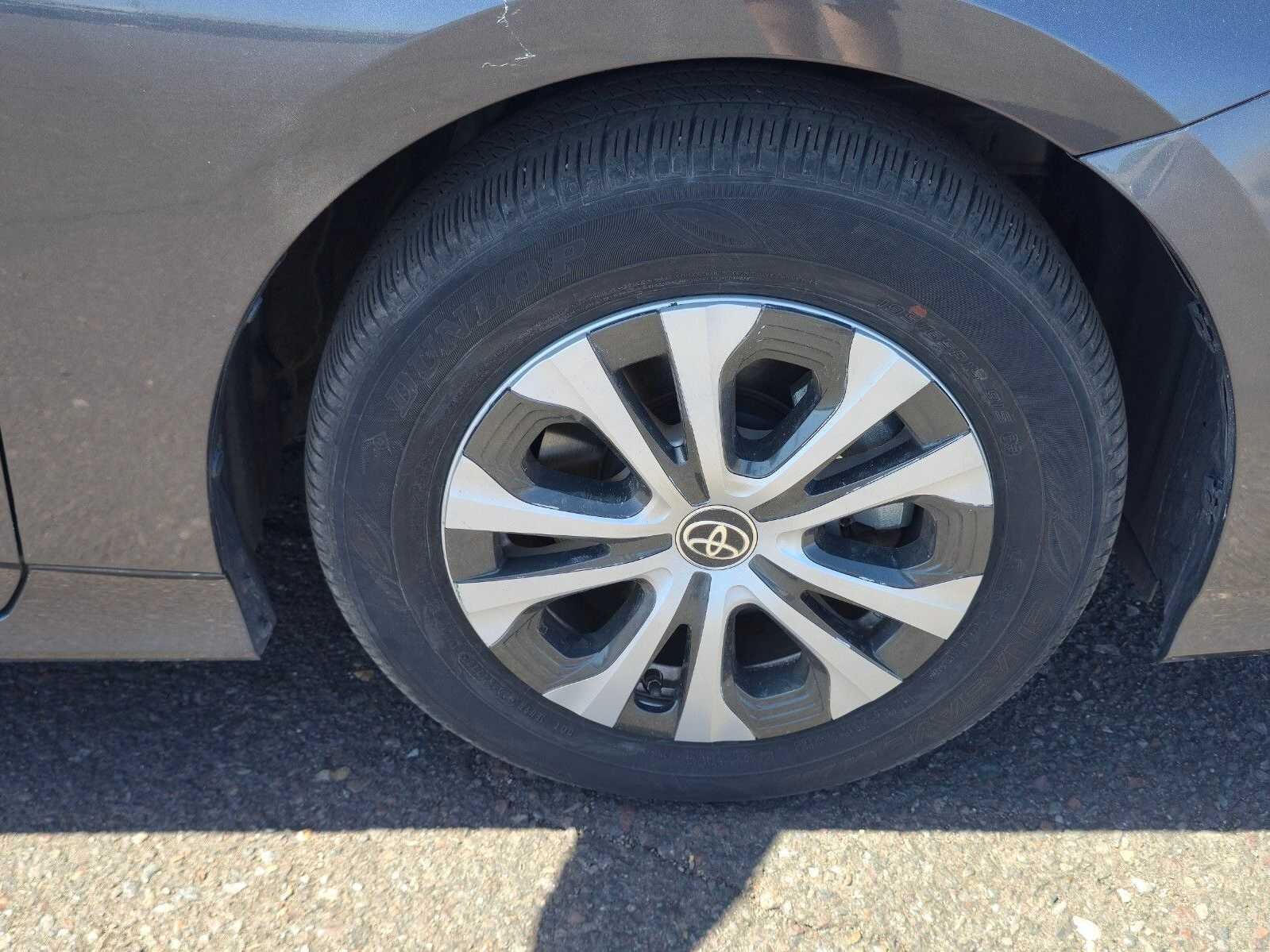 Toyota Prius Prime LE 2021