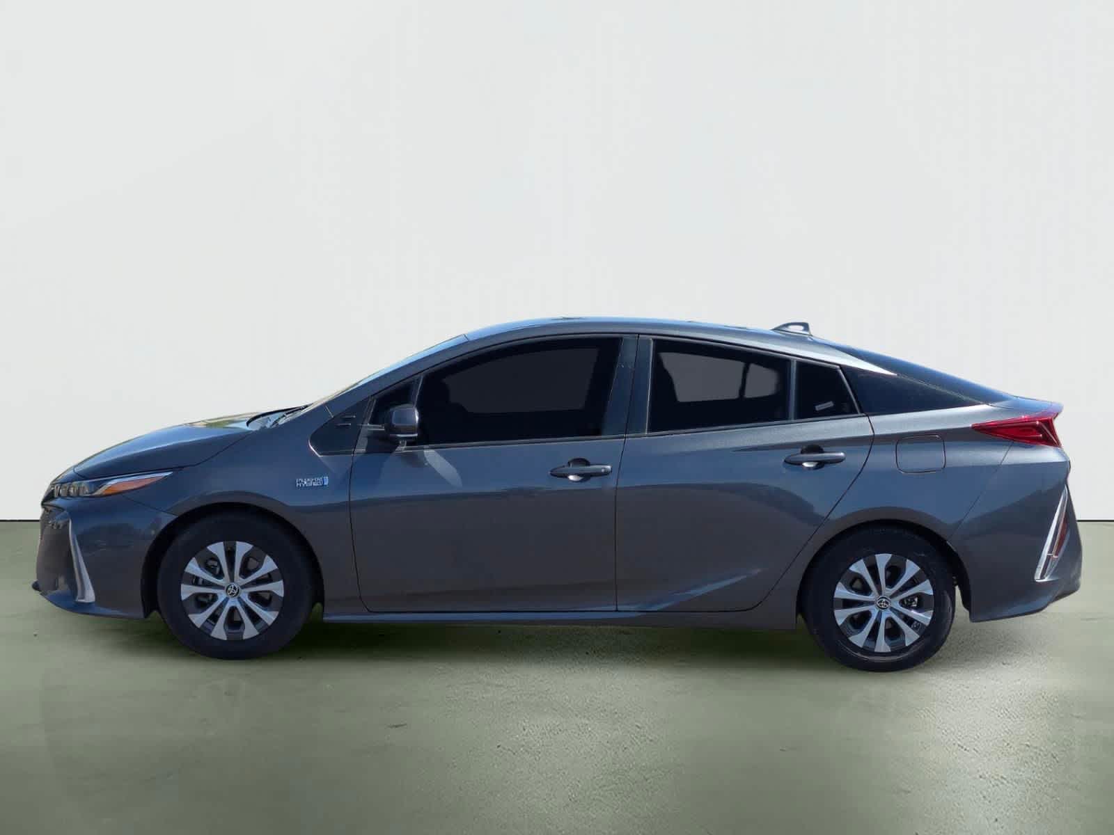 Toyota Prius Prime LE 2021