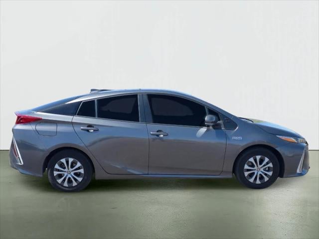 Toyota Prius Prime LE 2021