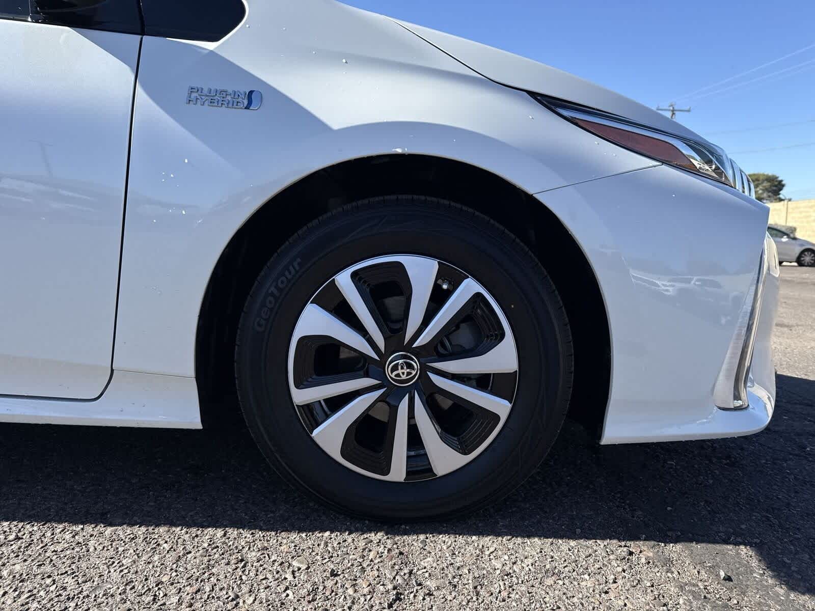 Toyota Prius Prime Plus 2017