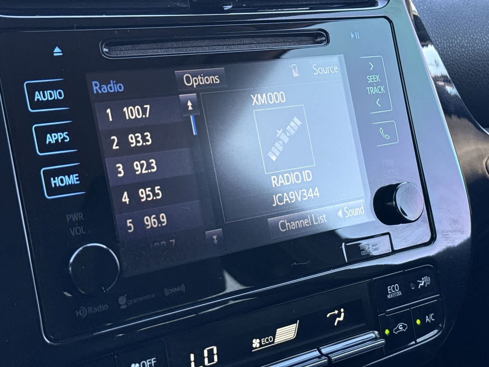 Toyota Prius Prime Plus 2017