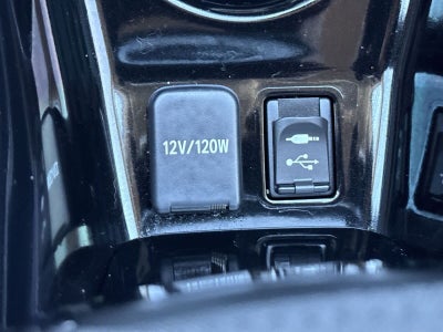 Toyota Prius Prime Plus 2017