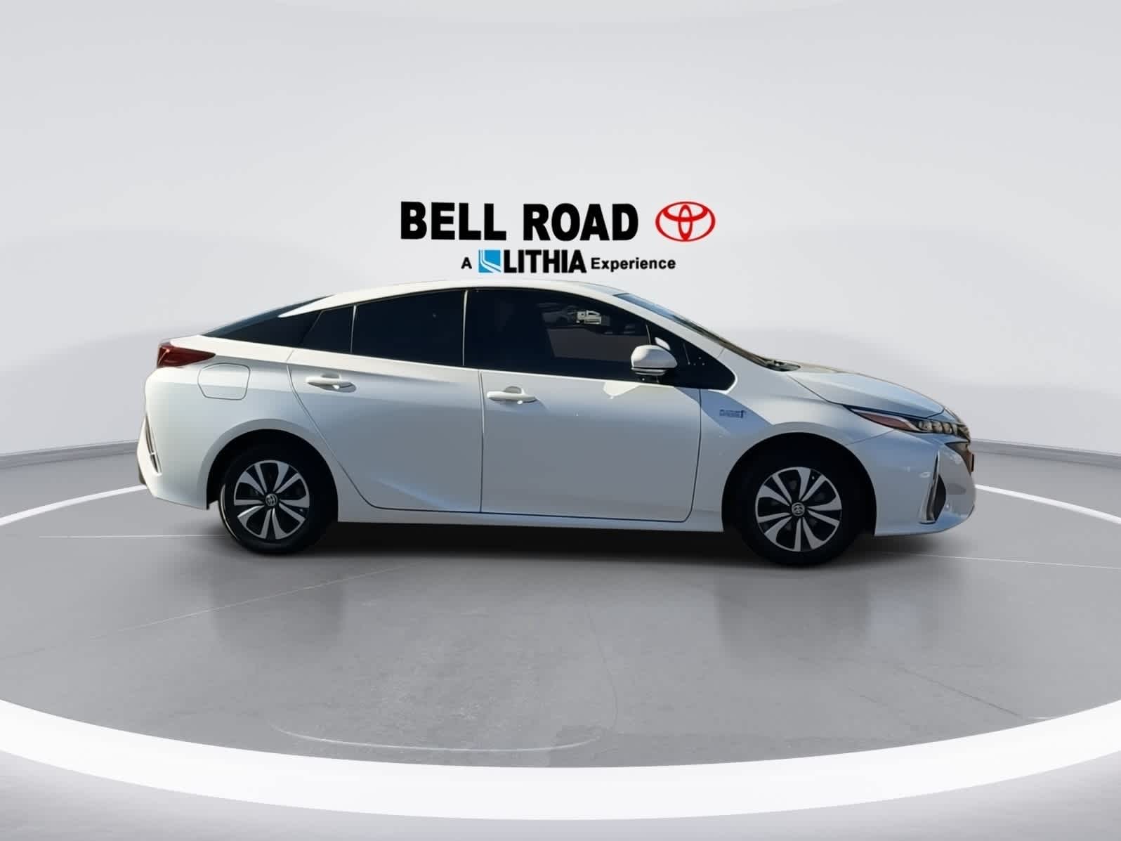 Toyota Prius Prime Plus 2017