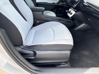 Toyota Prius Two 2016