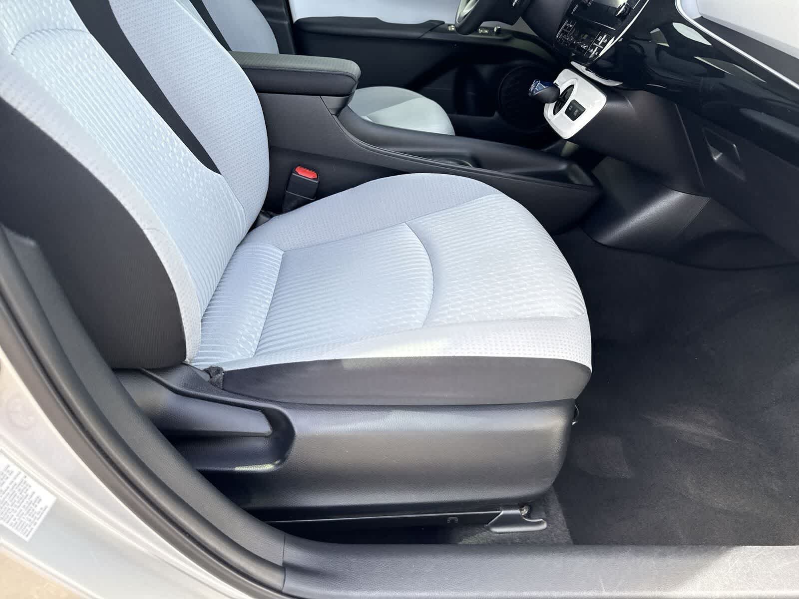 Toyota Prius Two 2016