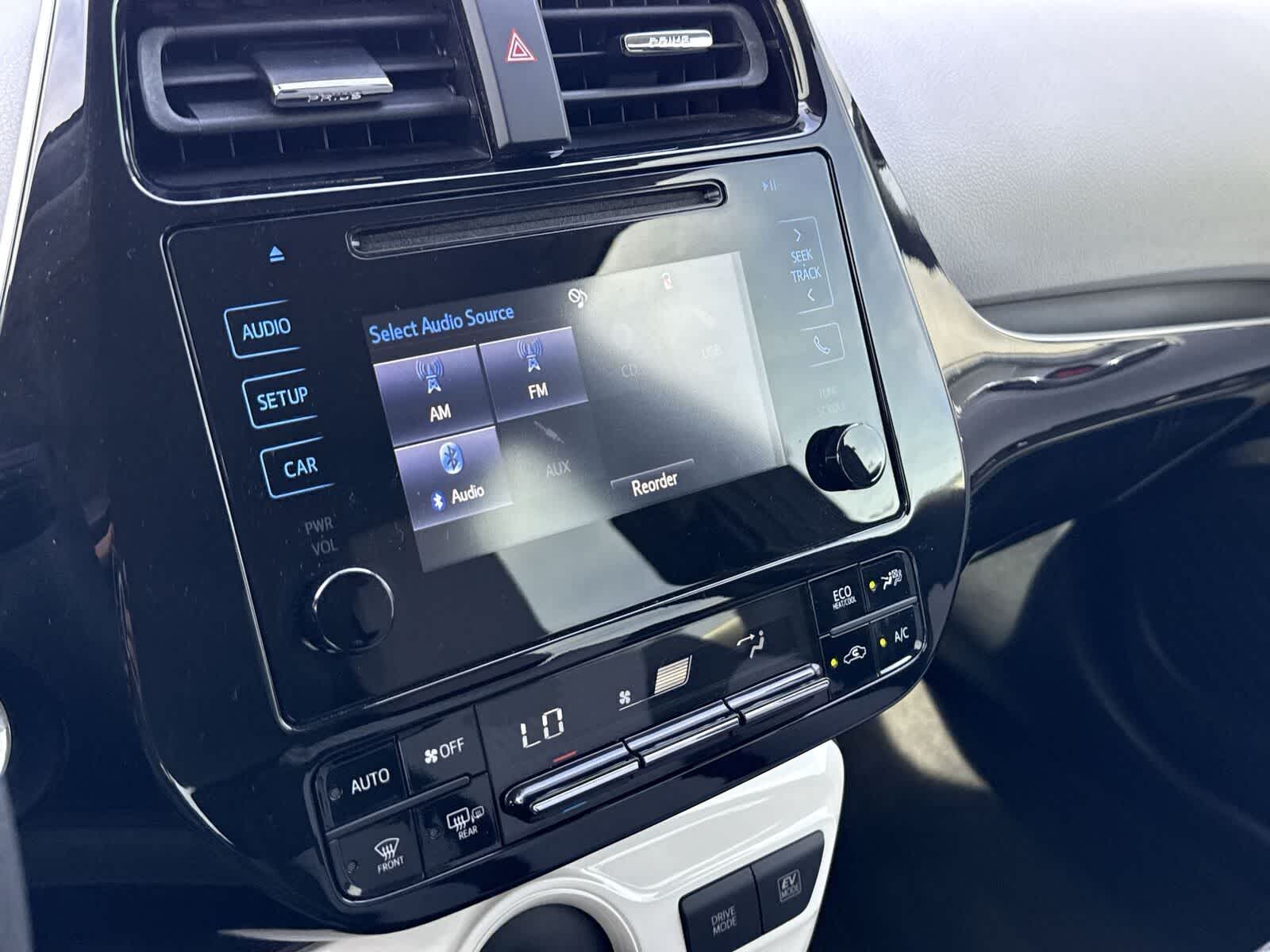 Toyota Prius Two 2016