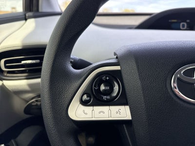 Toyota Prius Two 2016