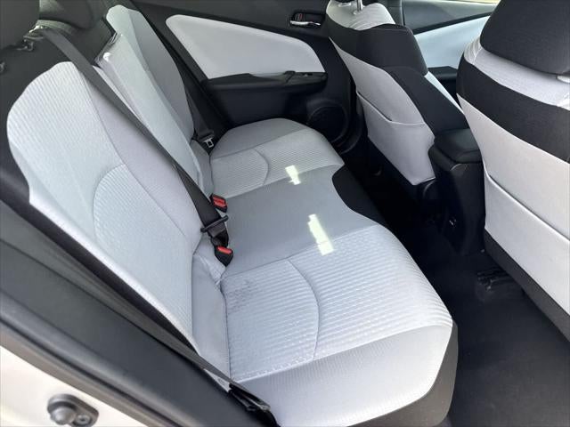 Toyota Prius Two 2016