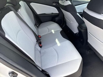 Toyota Prius Two 2016