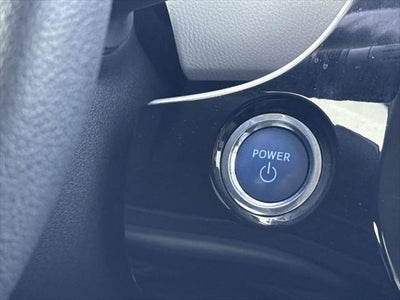 Toyota Prius Two 2016