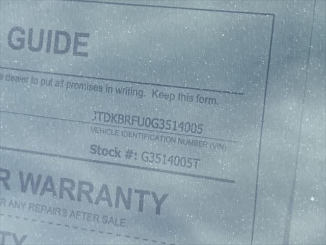 Toyota Prius Two 2016