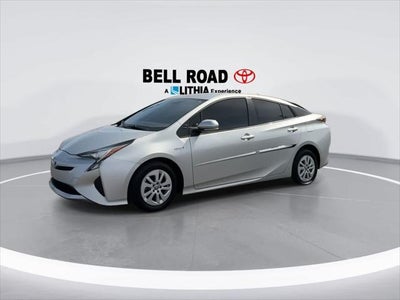 Toyota Prius Two 2016