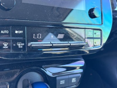 Toyota Prius Four 2017