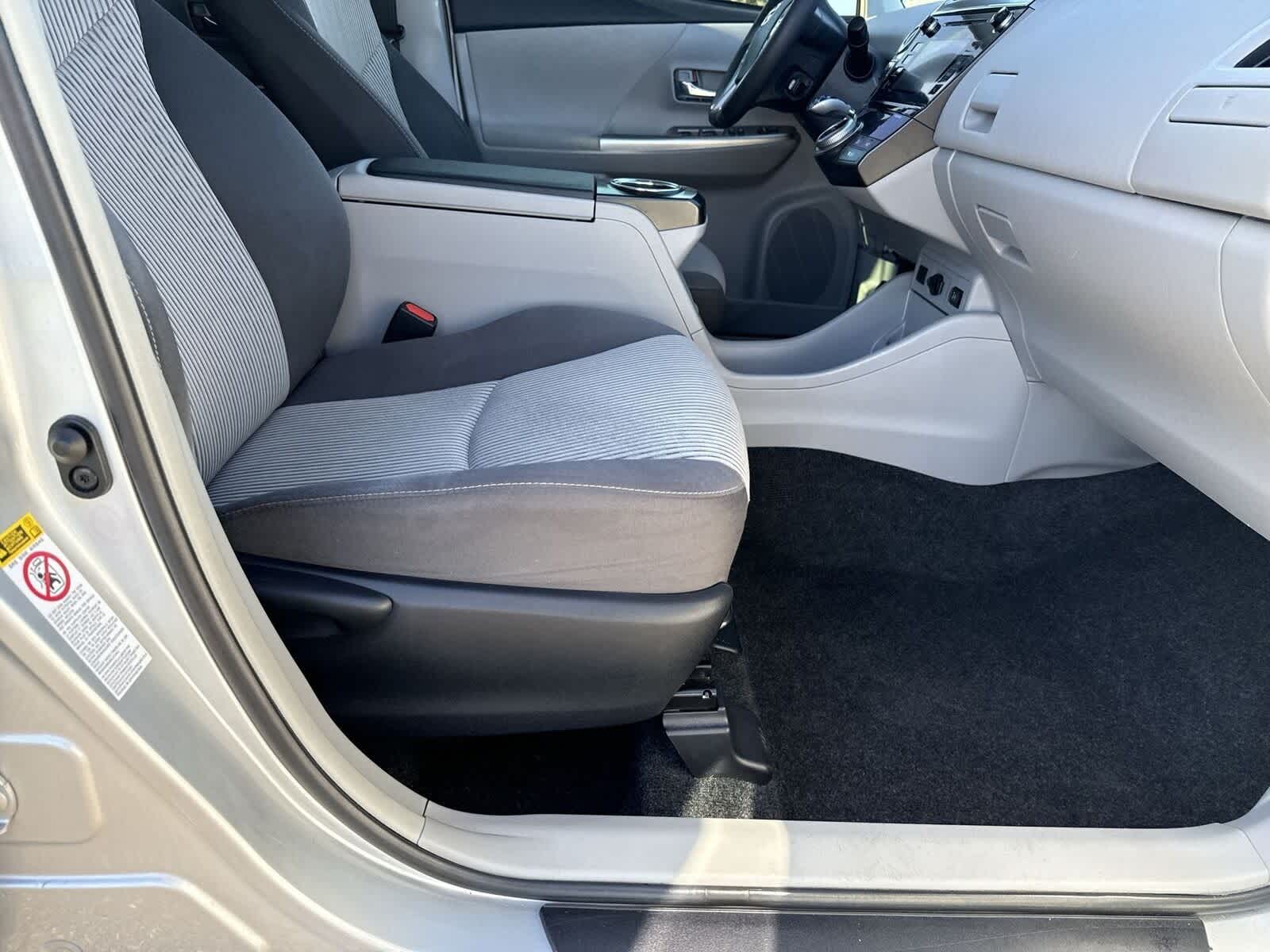 Toyota Prius V Three 2017