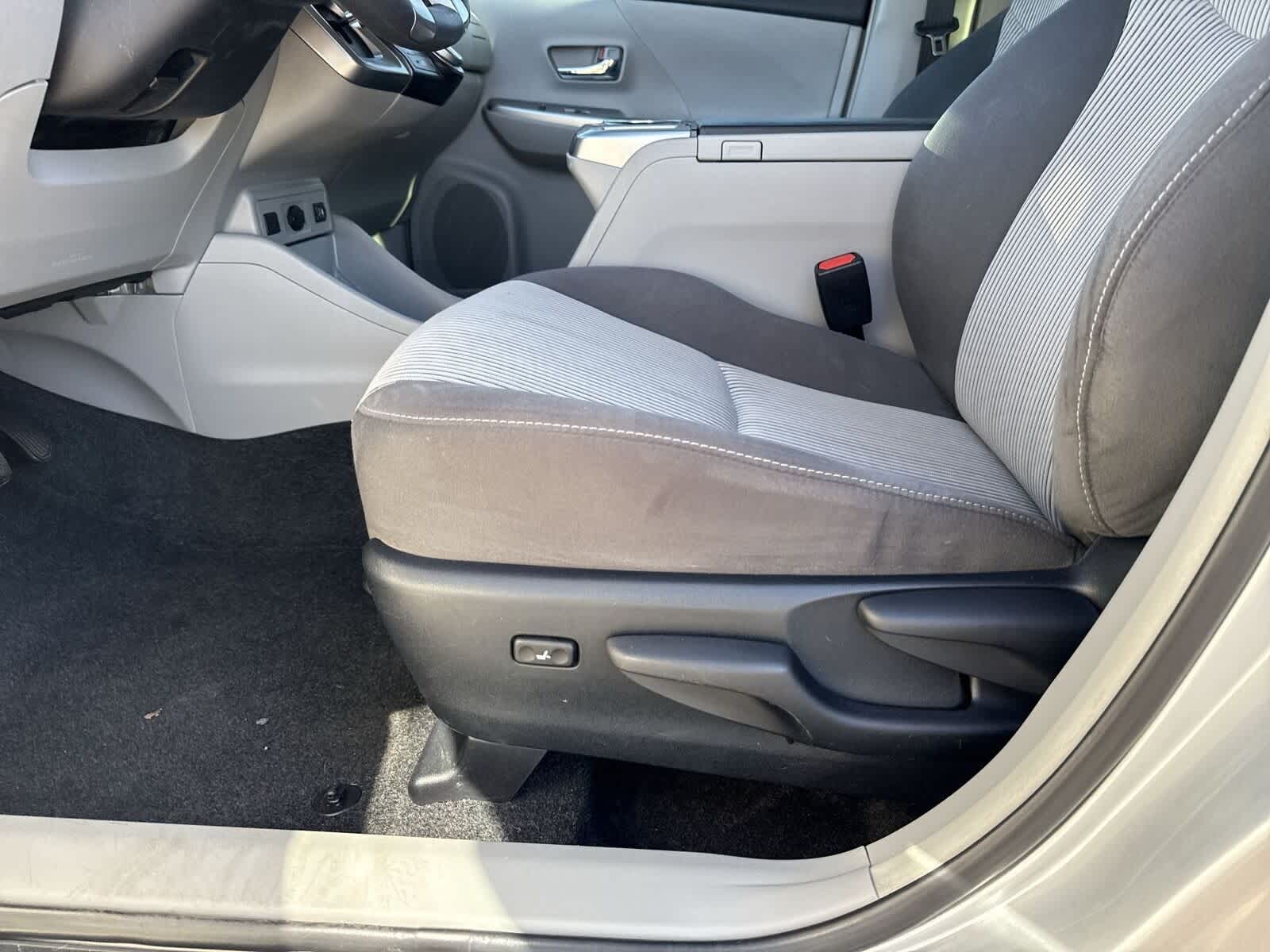 Toyota Prius V Three 2017