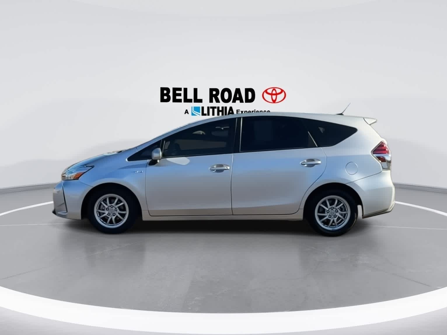 Toyota Prius V Three 2017