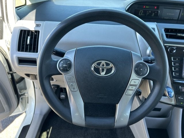 2017 Toyota Prius V Tres
