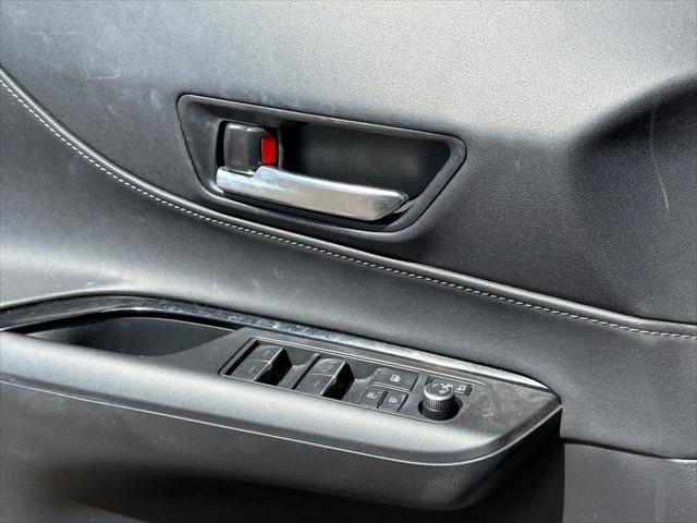 Toyota Venza LE 2023