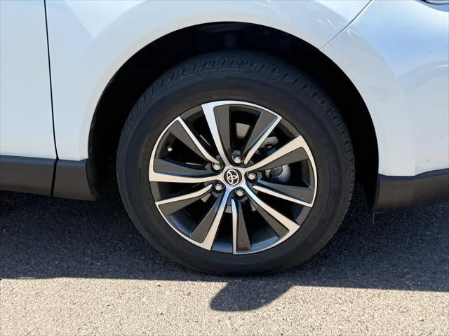 Toyota Venza LE 2023