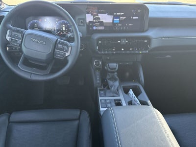 2025 Toyota Land Cruiser 4WD (Natl)