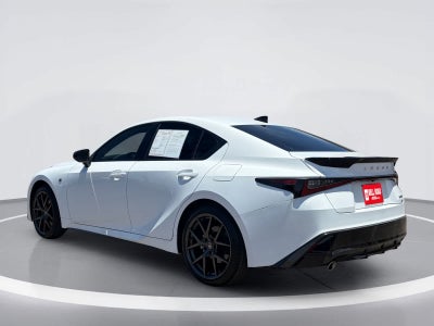 Lexus IS 350 F SPORT Design 2026