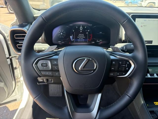 Lexus IS 350 F SPORT Design 2026