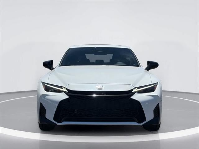 Lexus IS 350 F SPORT Design 2026