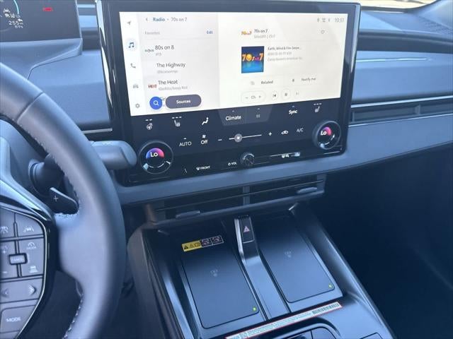 Toyota bZ XLE Plus 2026