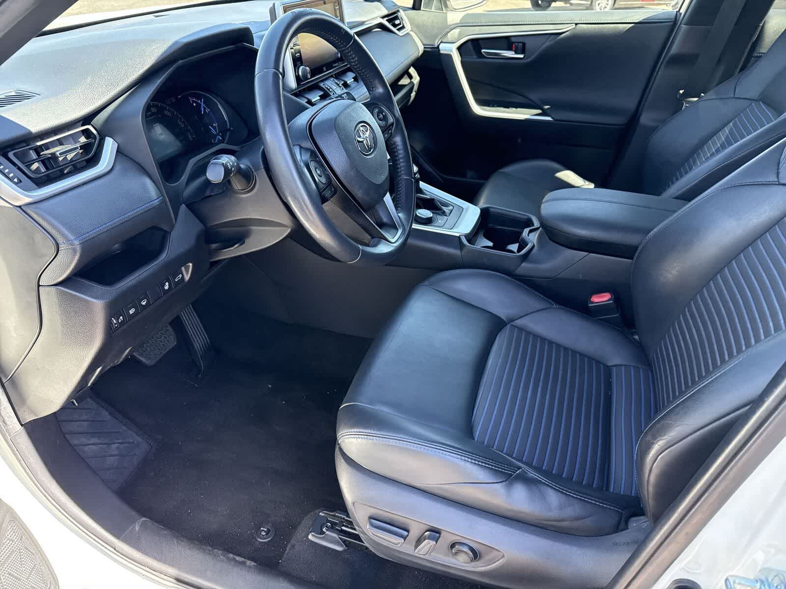 Toyota RAV4 Hybrid XSE 2020