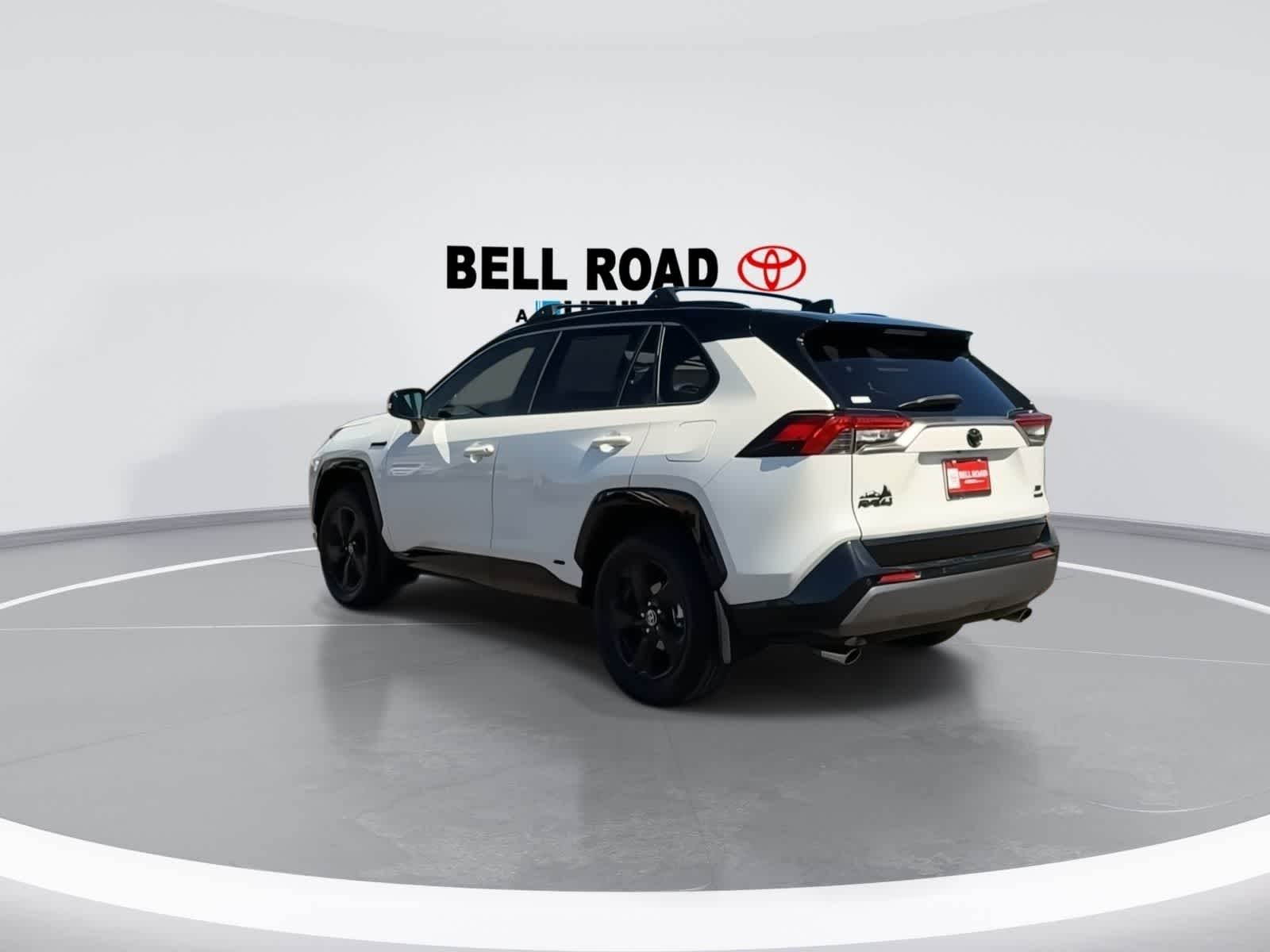 Toyota RAV4 Hybrid XSE 2020