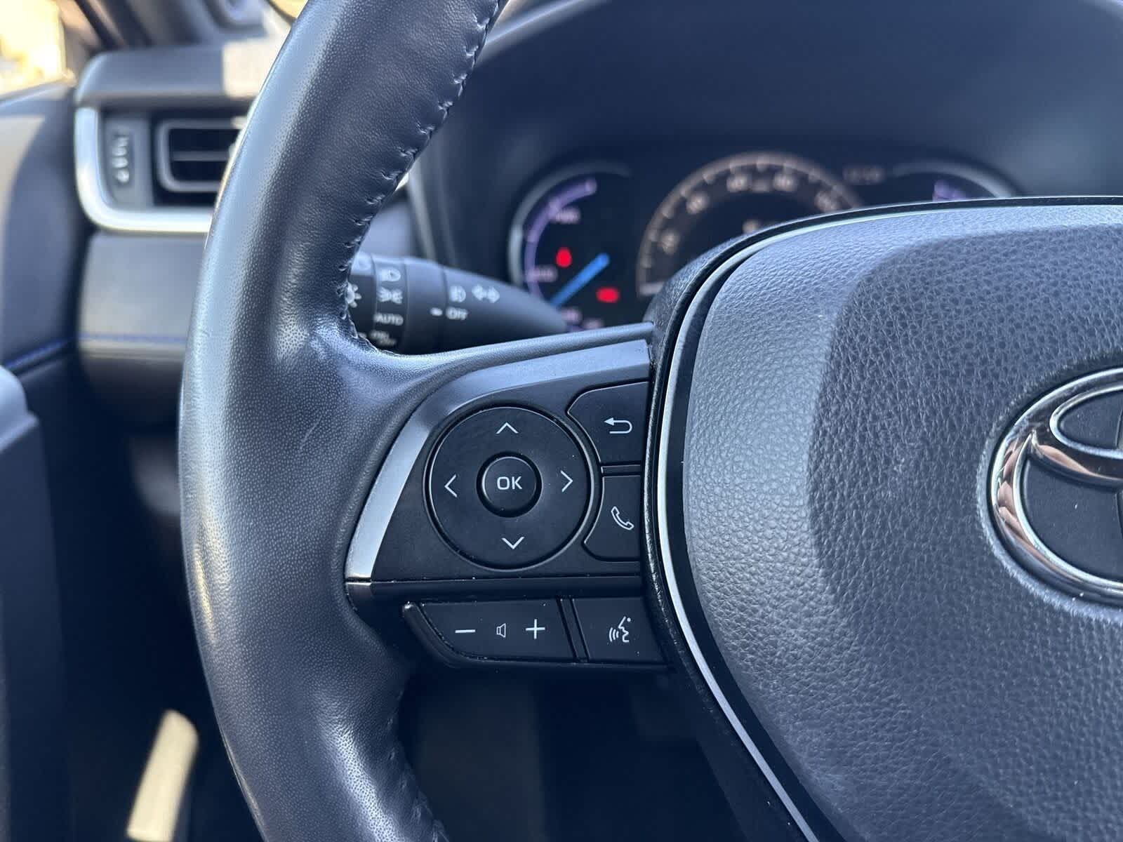 Toyota RAV4 Hybrid XSE 2020