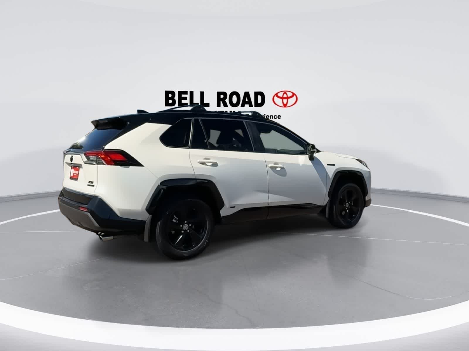 Toyota RAV4 Hybrid XSE 2020