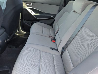 Hyundai Santa Fe SE 2017