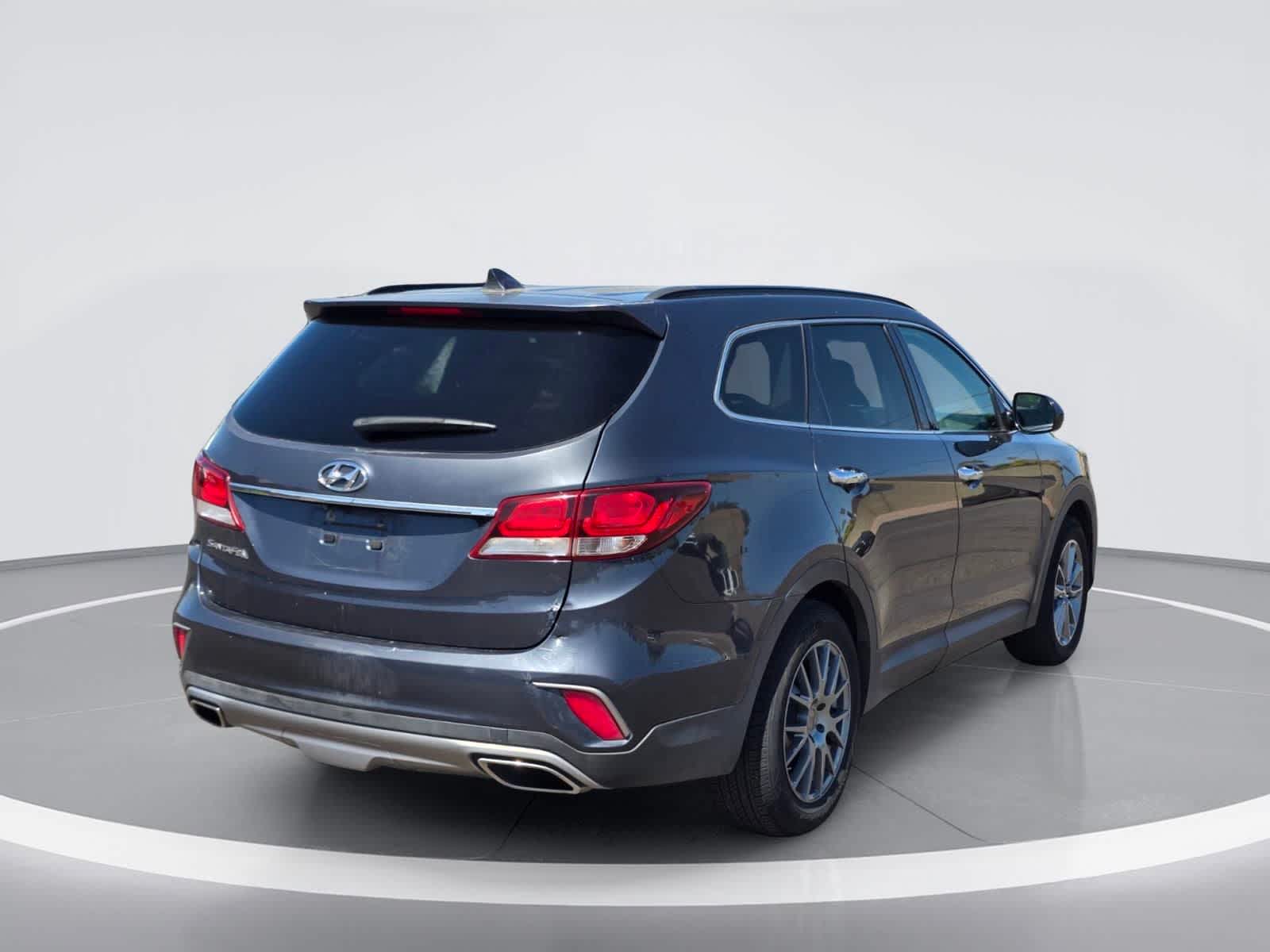 Hyundai Santa Fe SE 2017
