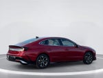 Hyundai Sonata SEL 2024