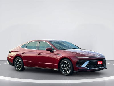 Hyundai Sonata SEL 2024